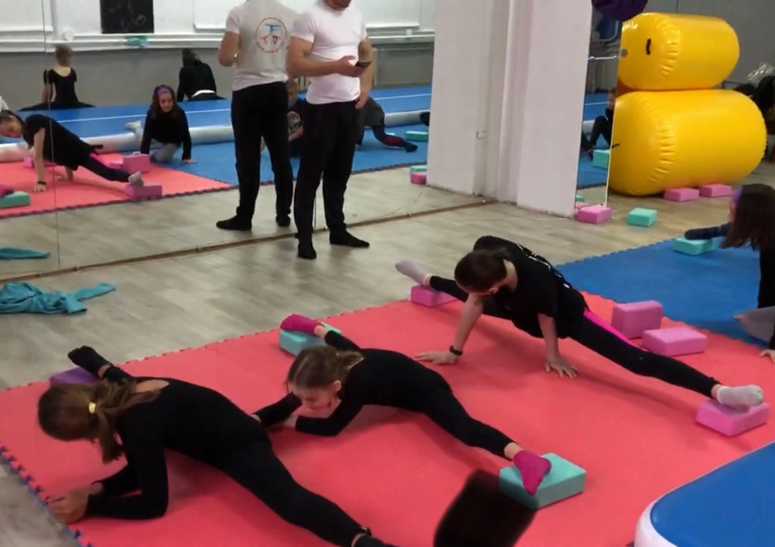 Youth Stretching & Splits Class for Optimal Performance